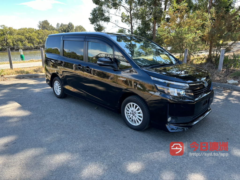 Toyota 2015年 Voxy 18L 自动